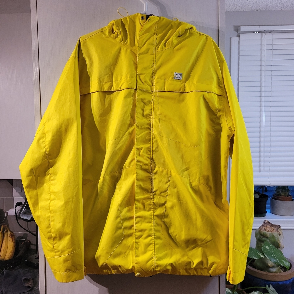 DC Exotek 5 k Series snowboarding outerwear jacket